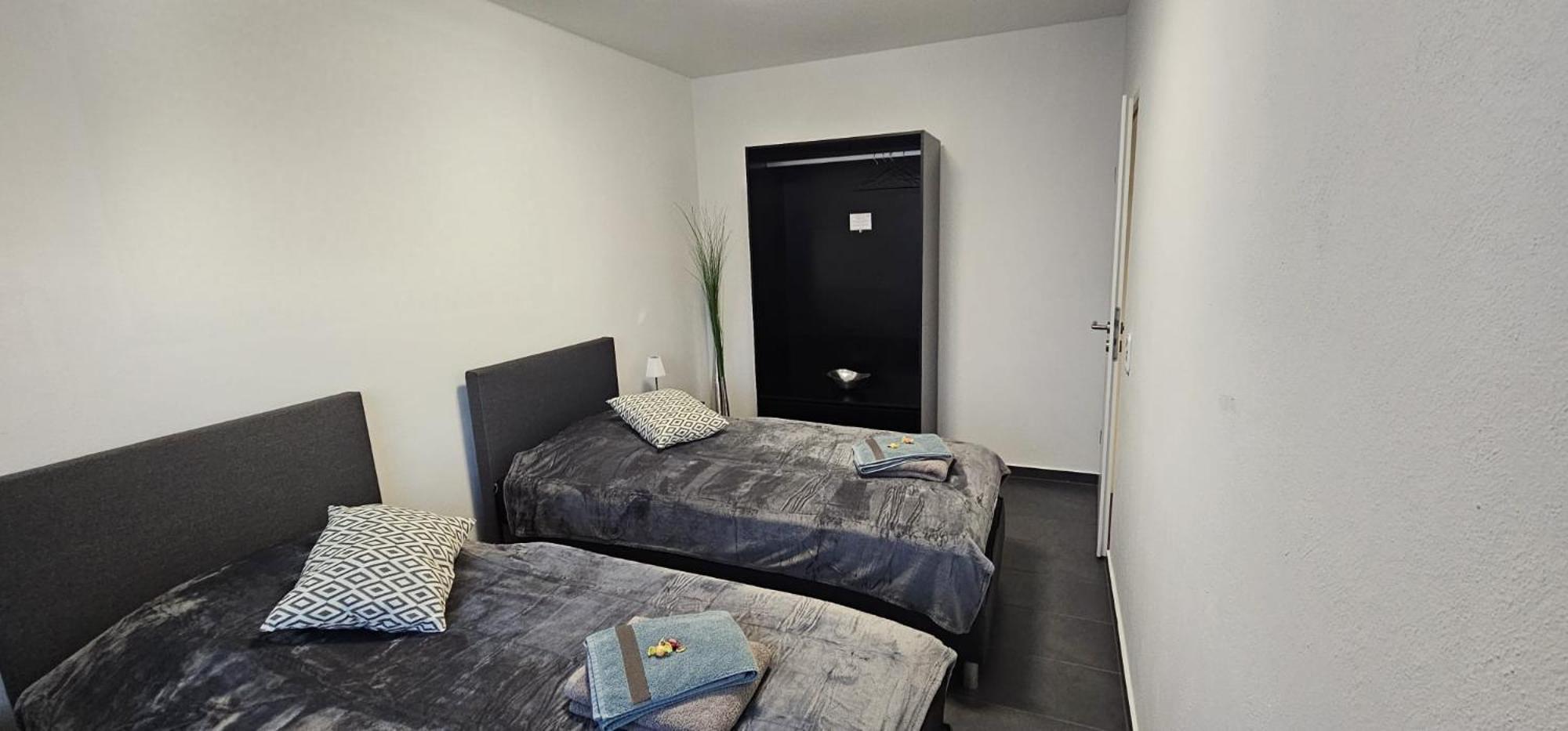 Waldstadt Homes, איסרלון מראה חיצוני תמונה